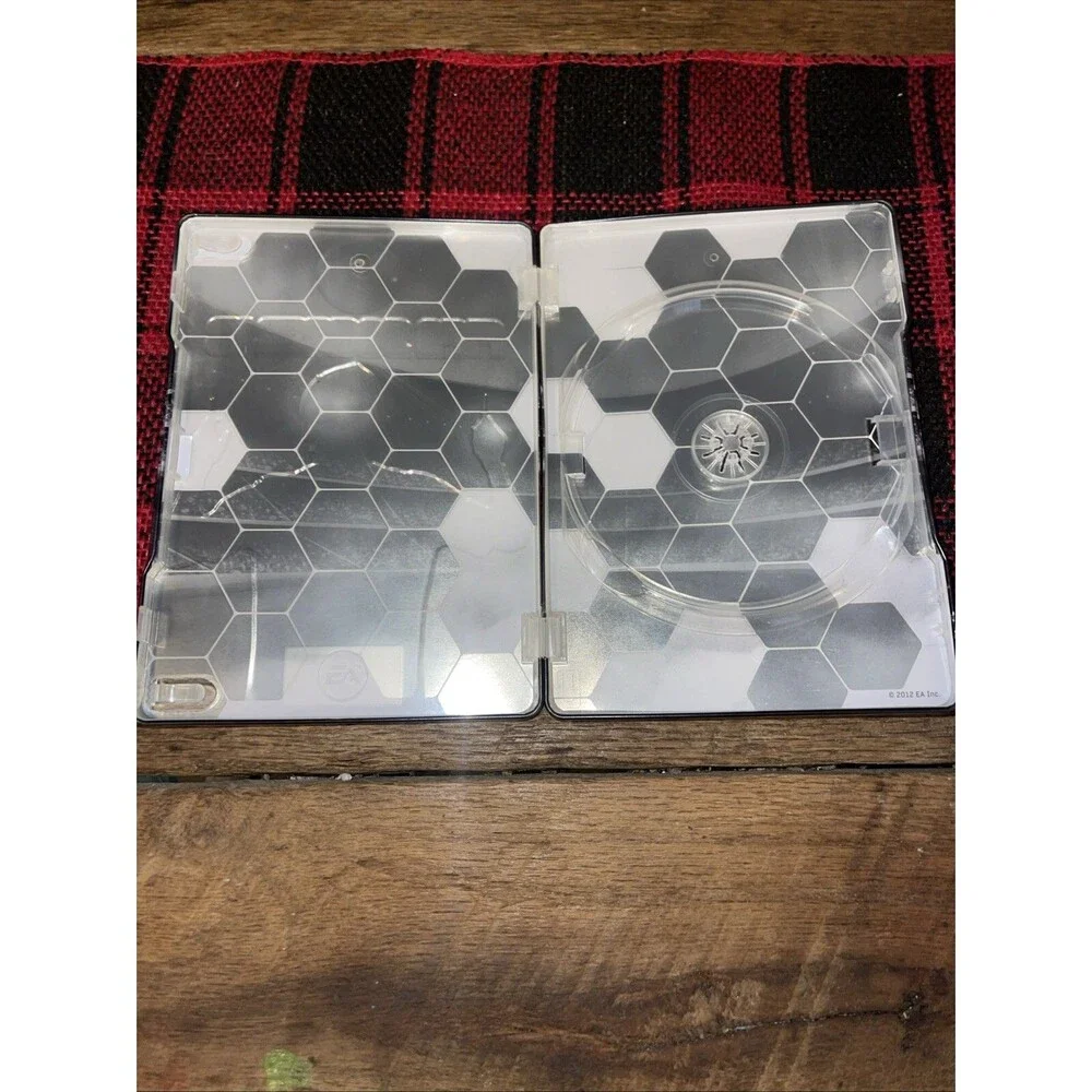 Only Case No Game EA Sports FIFA Soccer 13 Metal Replacement Messi Cover Art